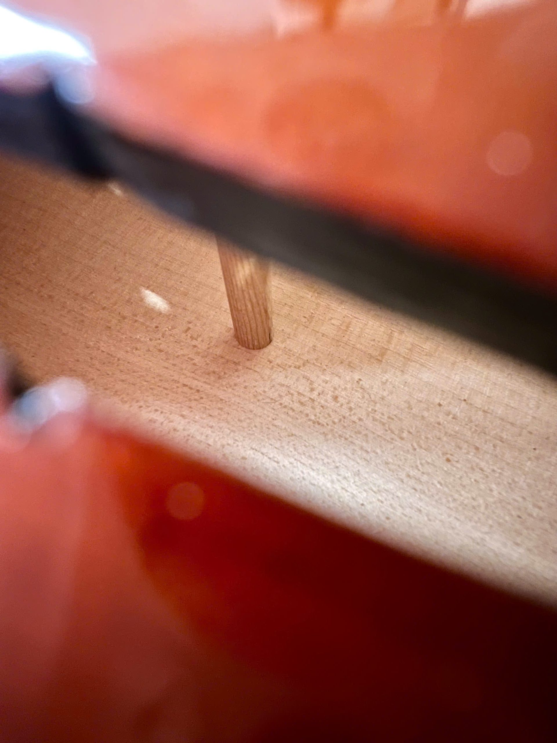 Trụ âm bên trong thân violin Suzuki No.230 size 3/4