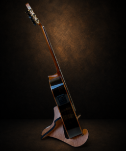 Guitar Martinez MP-14 Rose – góc nghiêng mặt sau với cụm điện bên hông