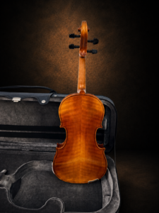 Lưng maple của Violin Yamaha V7G Size 4/4
